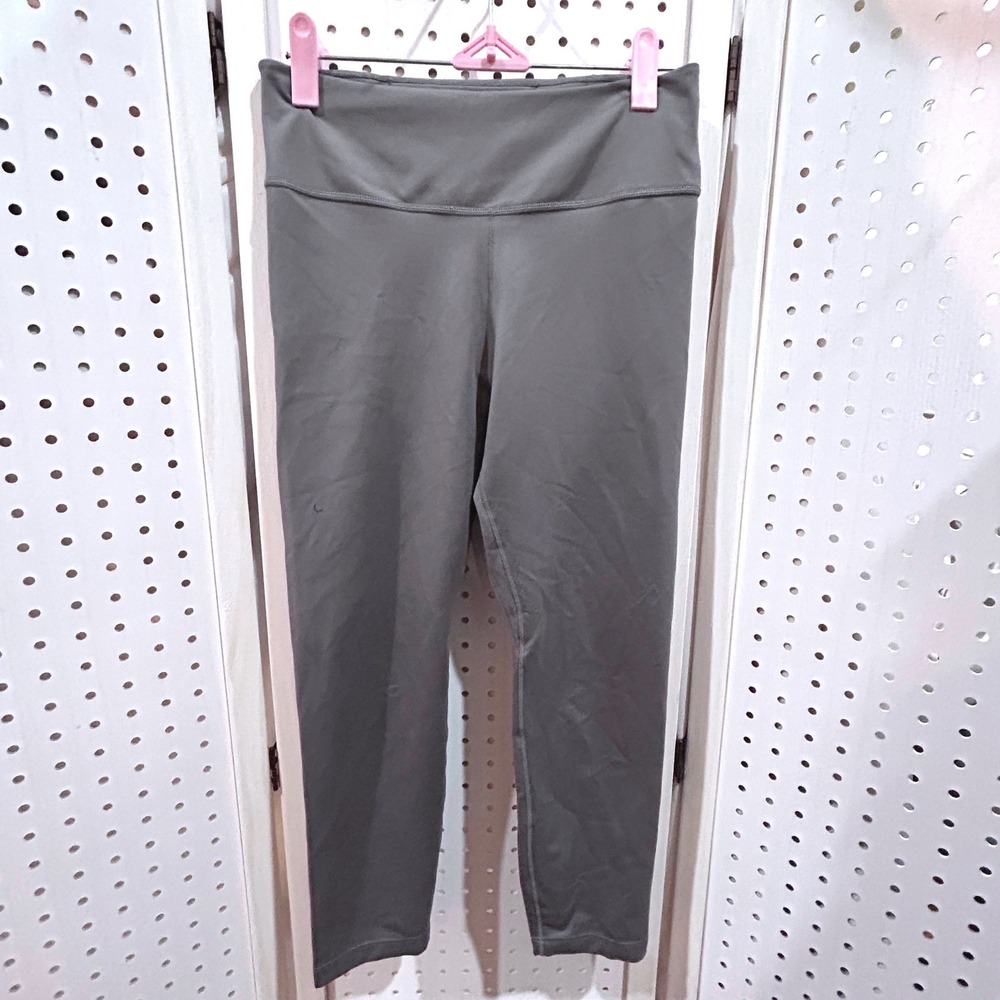 Athletic Works Women's Gray Cropped‎ Leggings Activewear Workout Fitness Medium